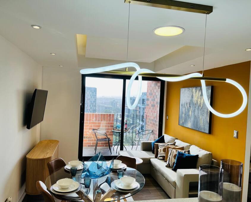 Apartamento 2 Habitaciones, Edificio Airali, Zona 10, Miradolo Guatemala City Exteriör bild