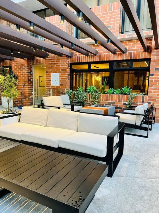Apartamento 2 Habitaciones, Edificio Airali, Zona 10, Miradolo Guatemala City Exteriör bild