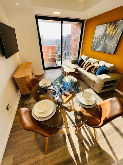 Apartamento 2 Habitaciones, Edificio Airali, Zona 10, Miradolo Guatemala City Exteriör bild